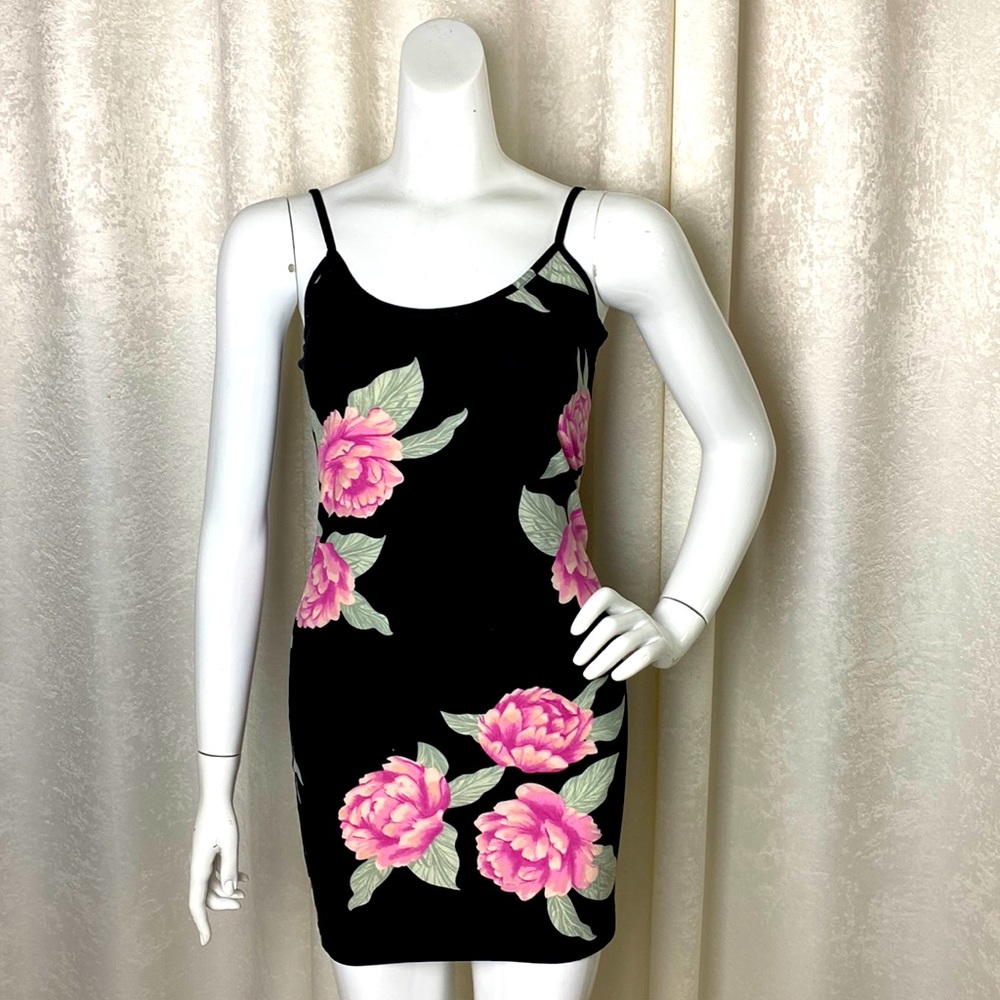 COPY - JOLIE & JOY | Fitted Sexy Black Strapped Floral Dress | Pajama Stretchy